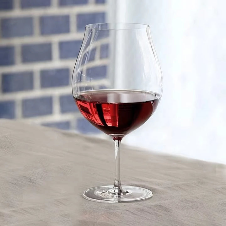 Barbera glass with red wine