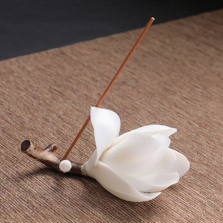 Petalo White
