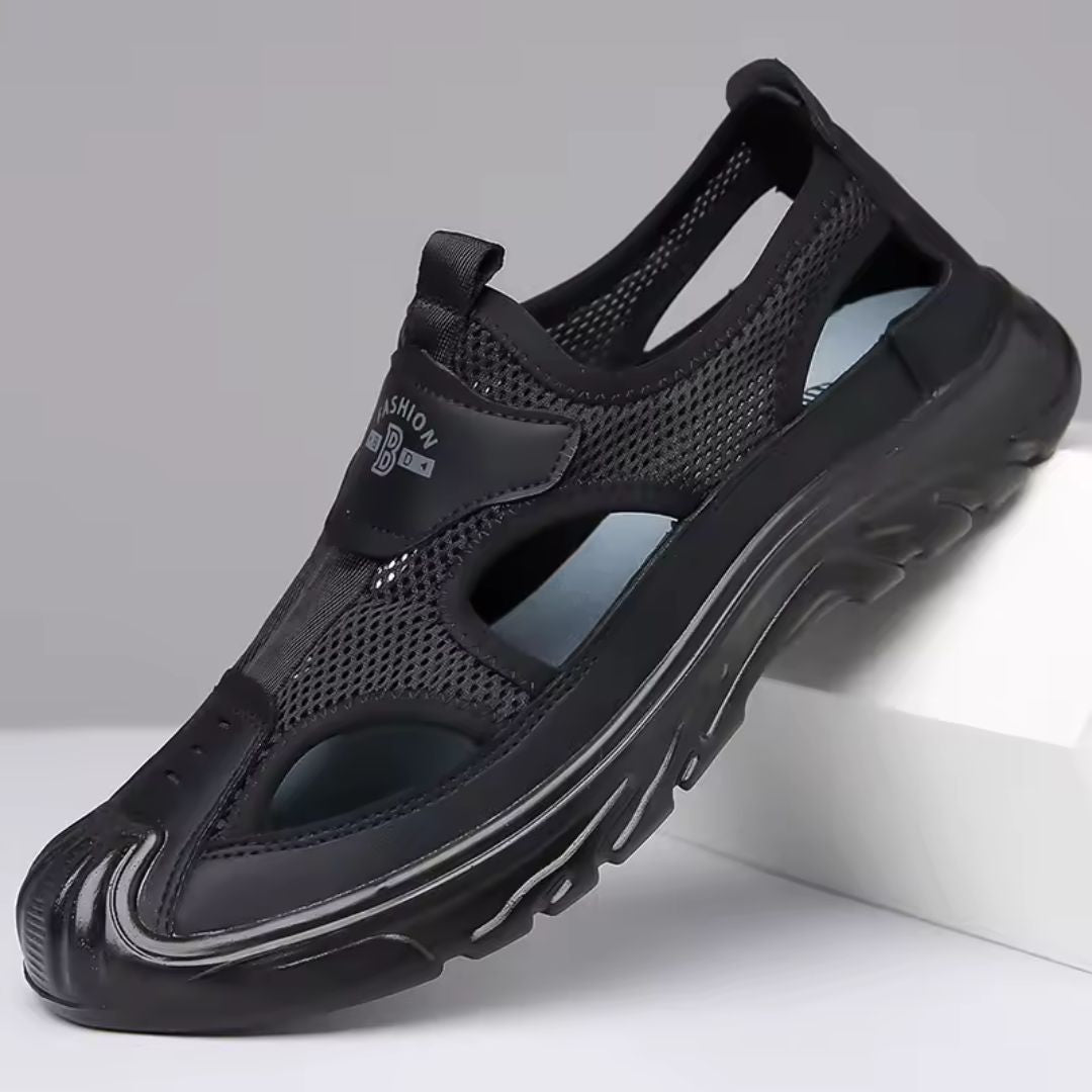 Black / 44