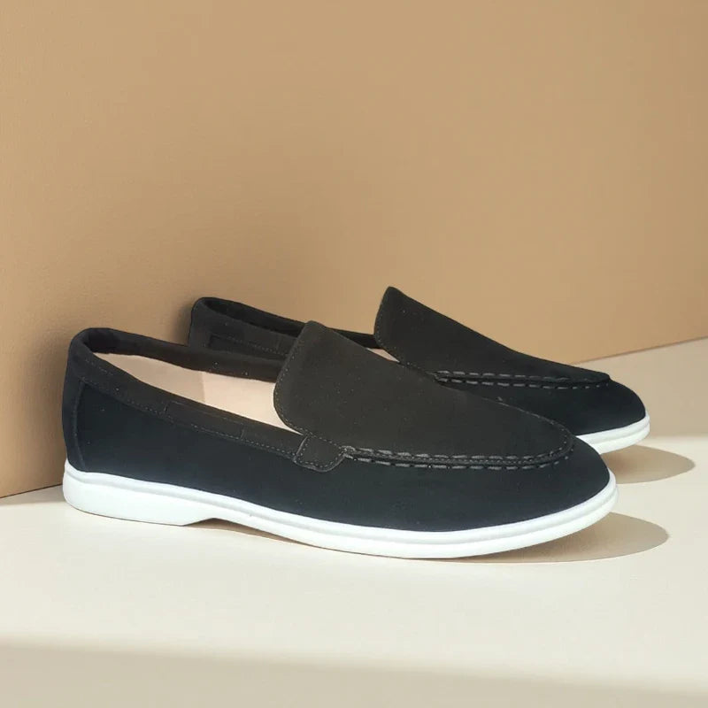 Black / 47