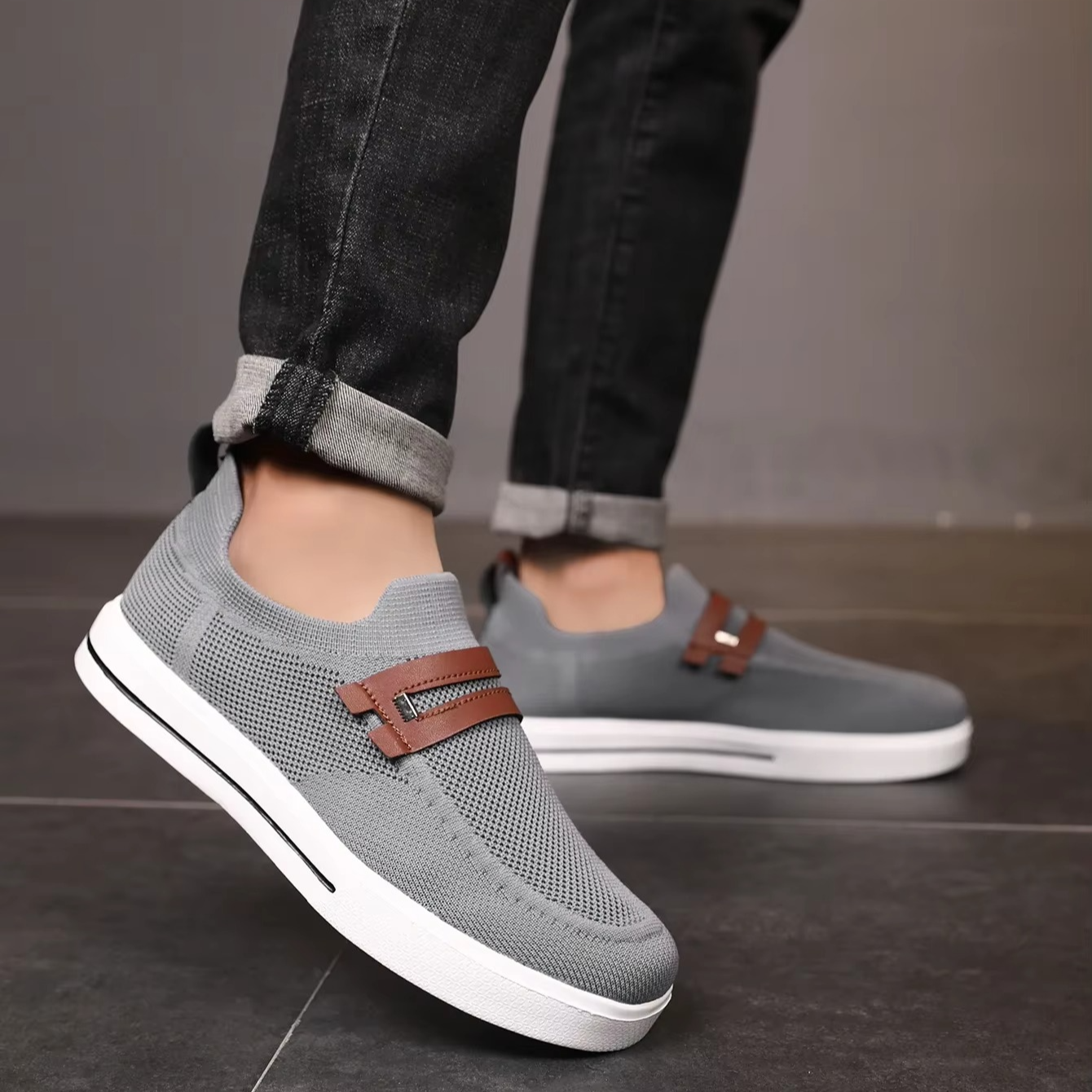 Grey / 46
