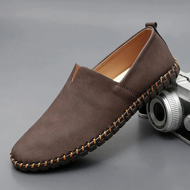 Dark Brown / 48