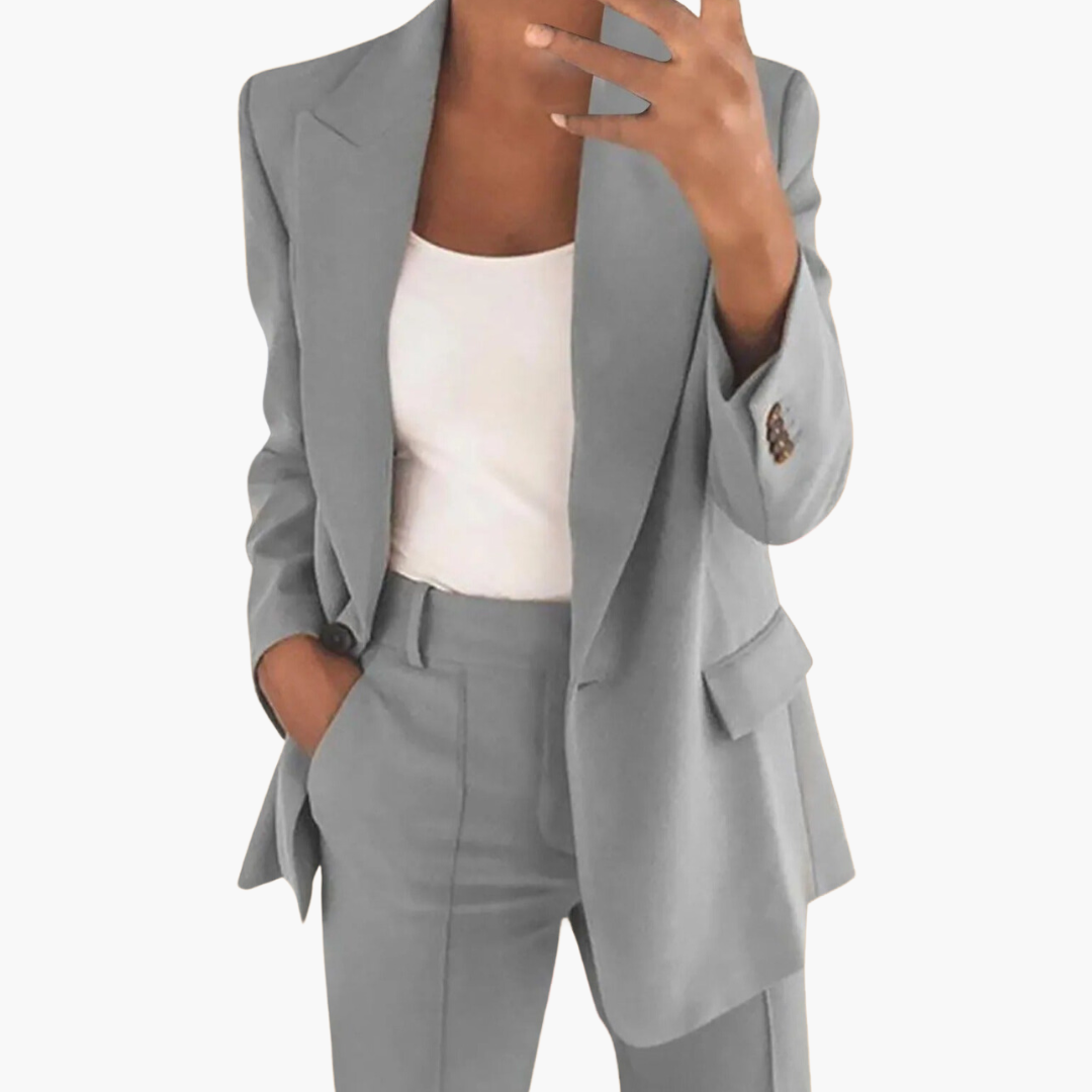 Amber women's suit, view 4