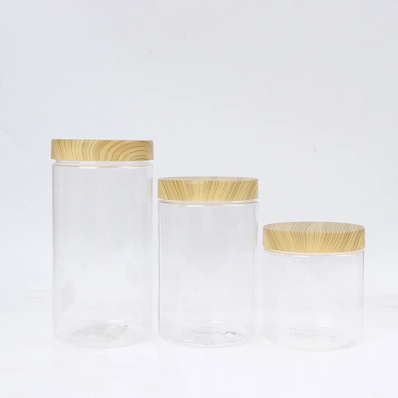 Barattolo jars lined up