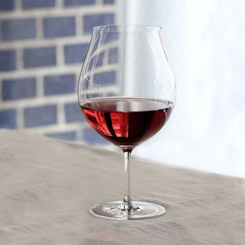 Barbera glass with red wine