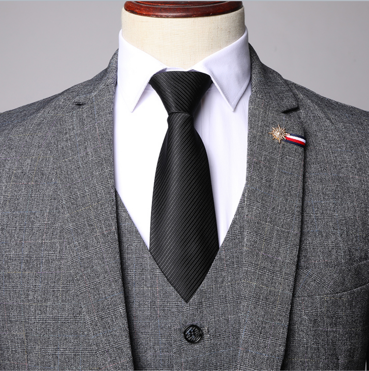 Men's suit, view 4
