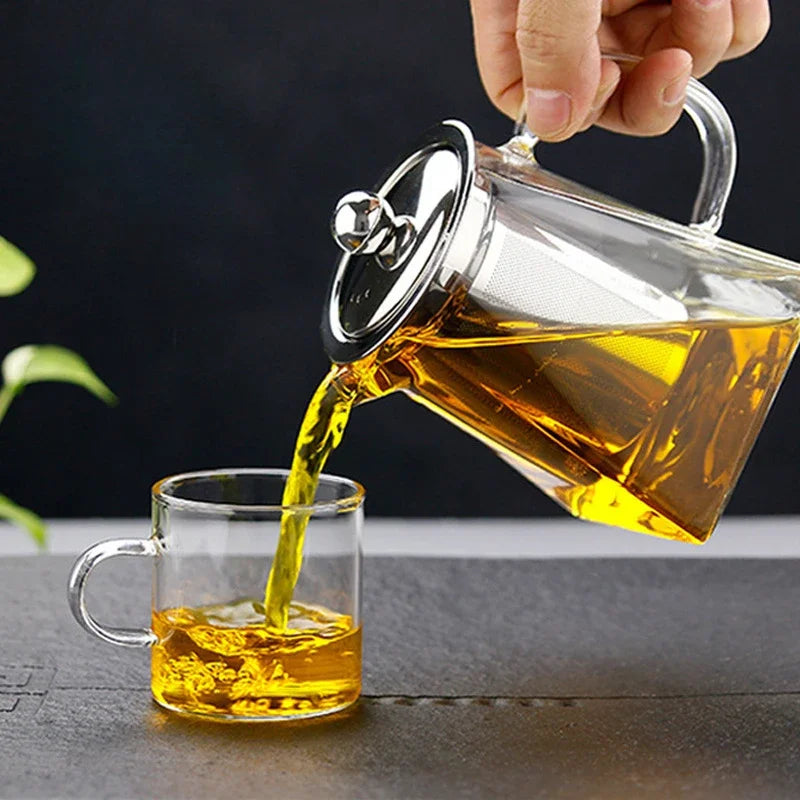 Pouring from the Camomilla teapot