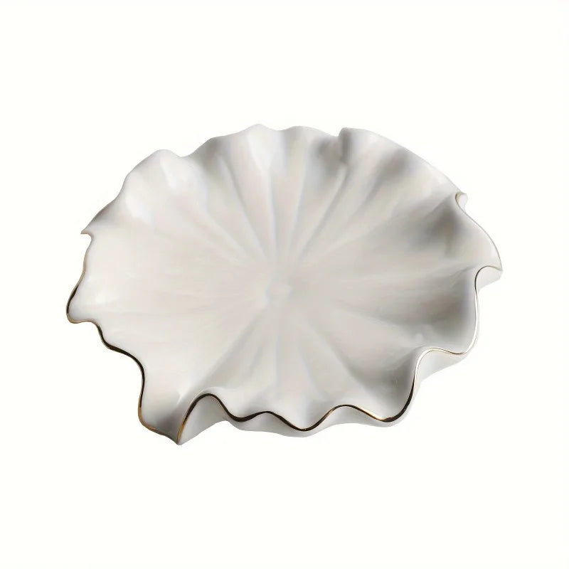 Conchiglia gold rim detail