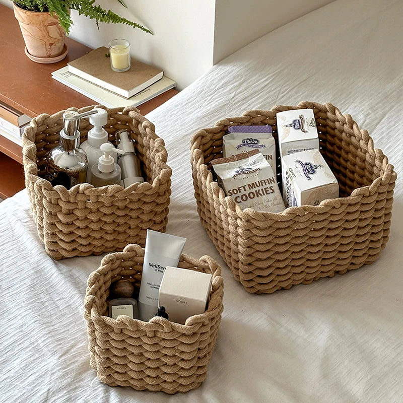 Cotone baskets with toiletries