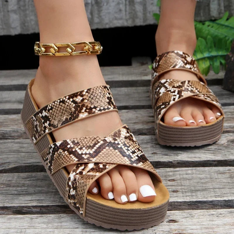 Fiora Supportive Women's Sandals – shoes, view 4