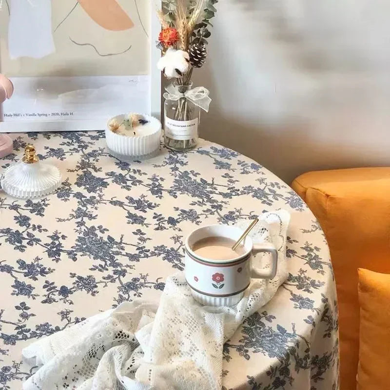 Fiorentina tablecloth with breakfast