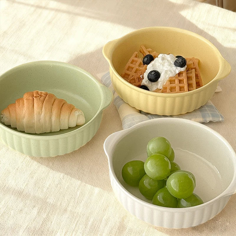 Forno bowls with fruit and pastries