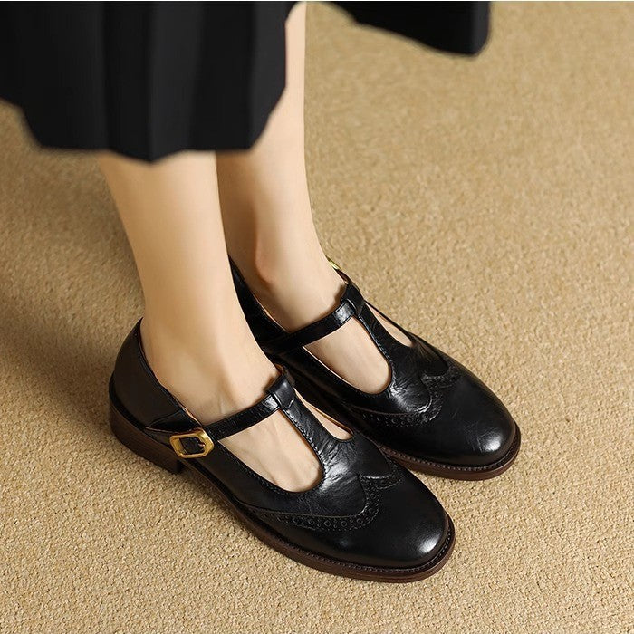 Real women's vintage leather flats, additional view