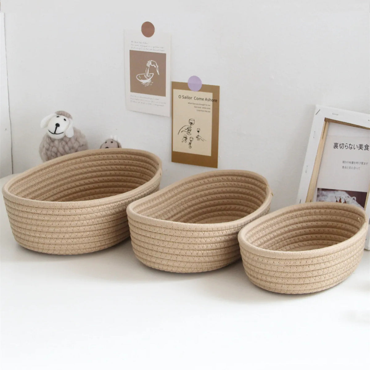 Nido baskets in natural tones