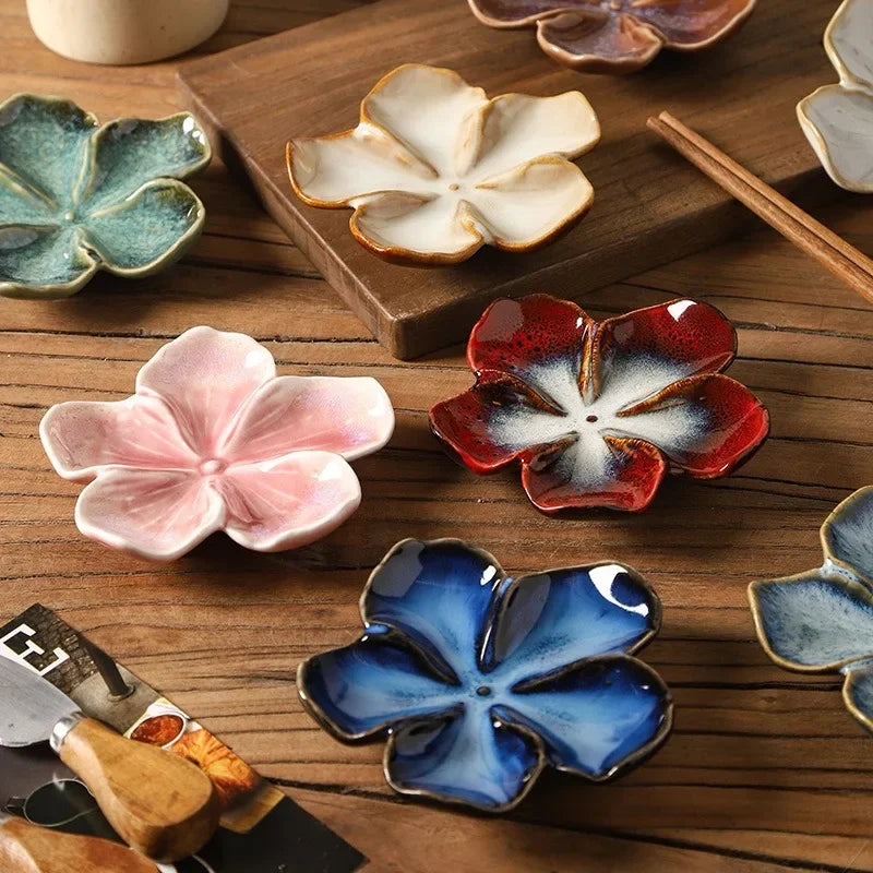 Ninfea dishes in mixed glazes