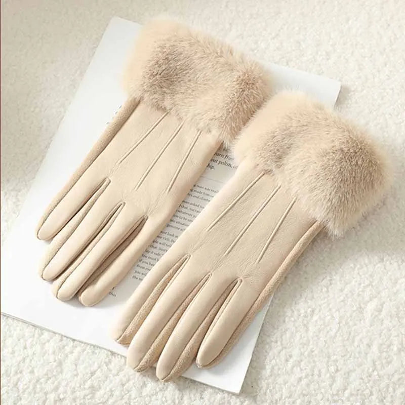 Orietta Faux-Fur Cuff Gloves in Cream