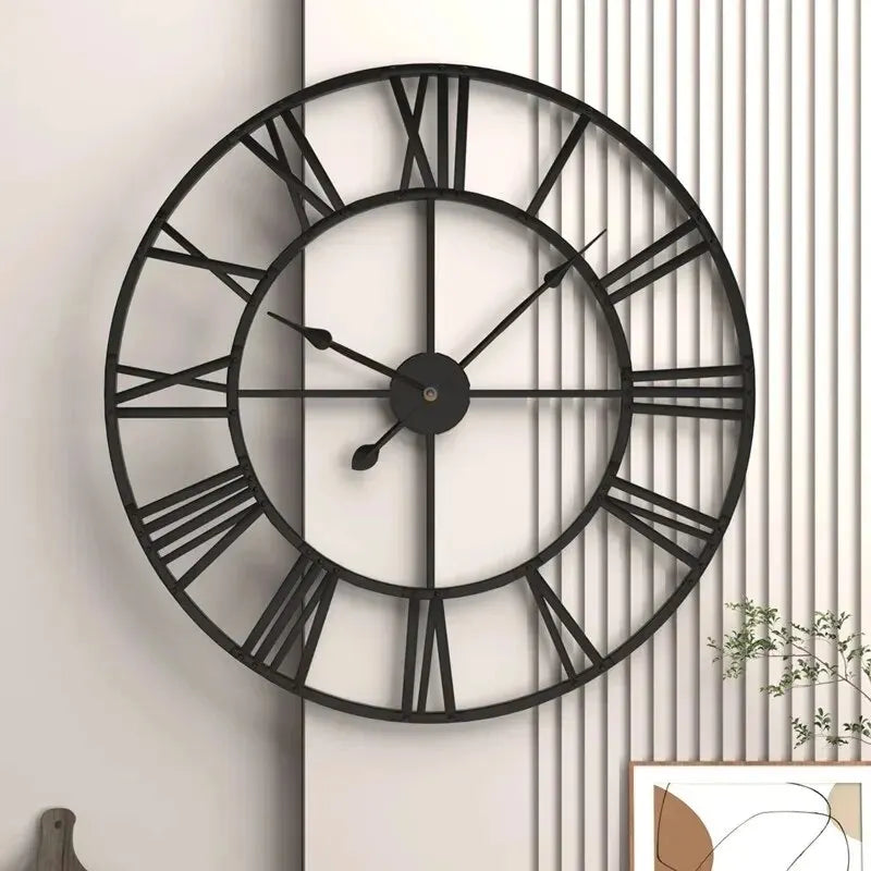 Roma black clock close-up