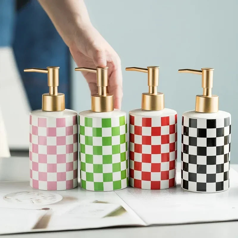Scacchi dispensers lined up