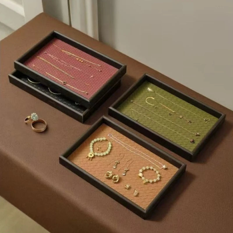 Valletto trays in three colors
