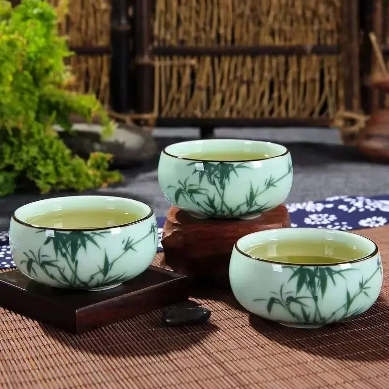 Verdeacqua teacups on a tea table
