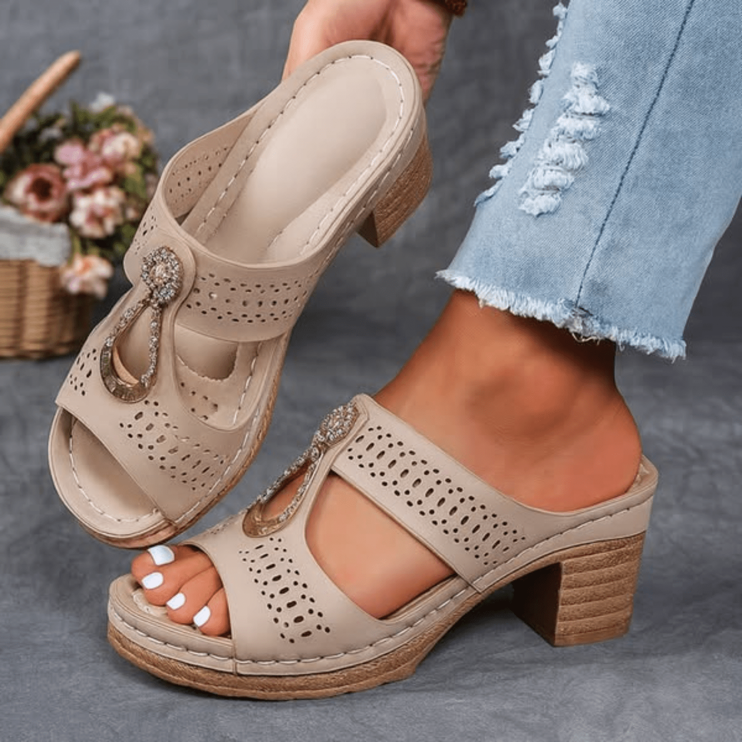 Beige / US 12