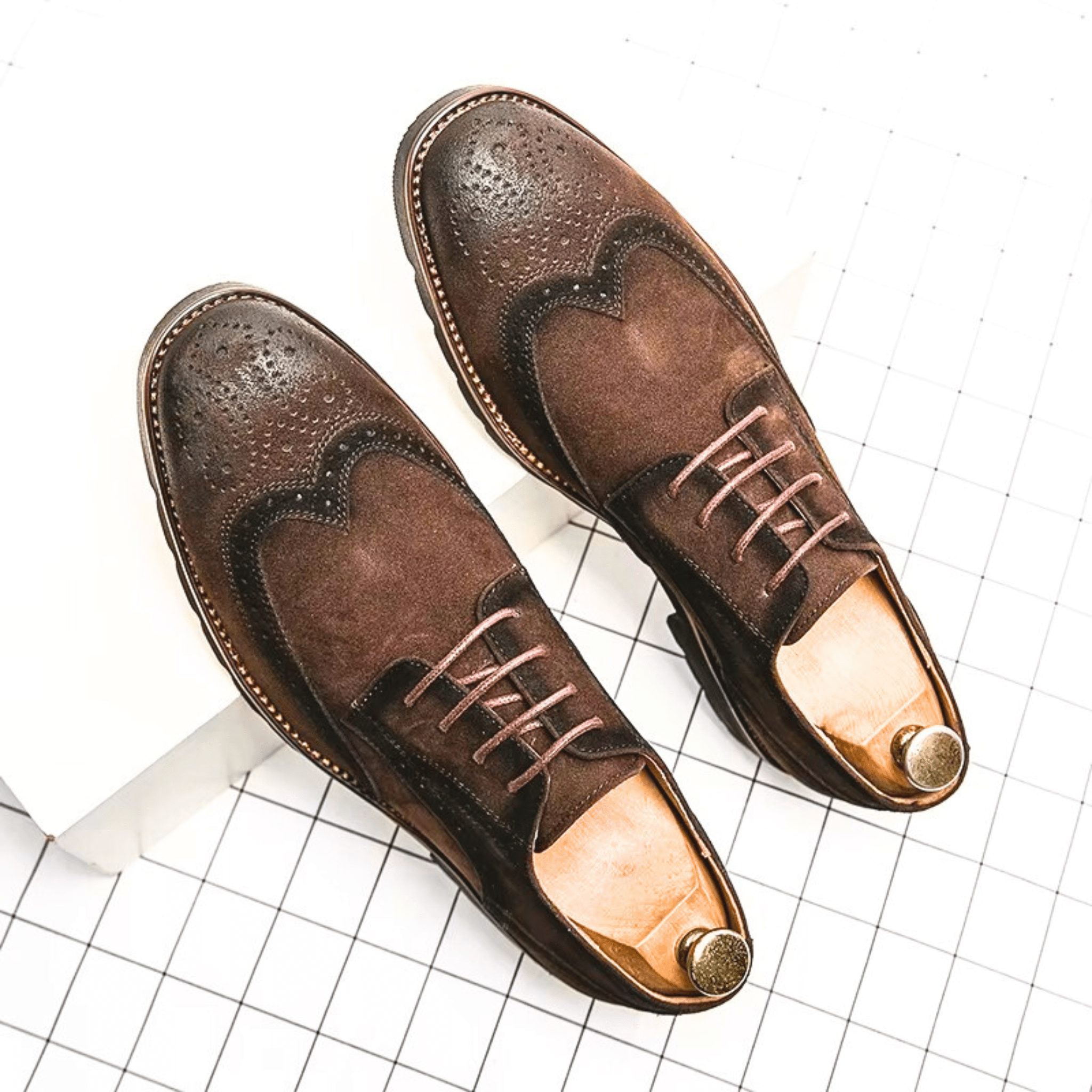 Brown / 46